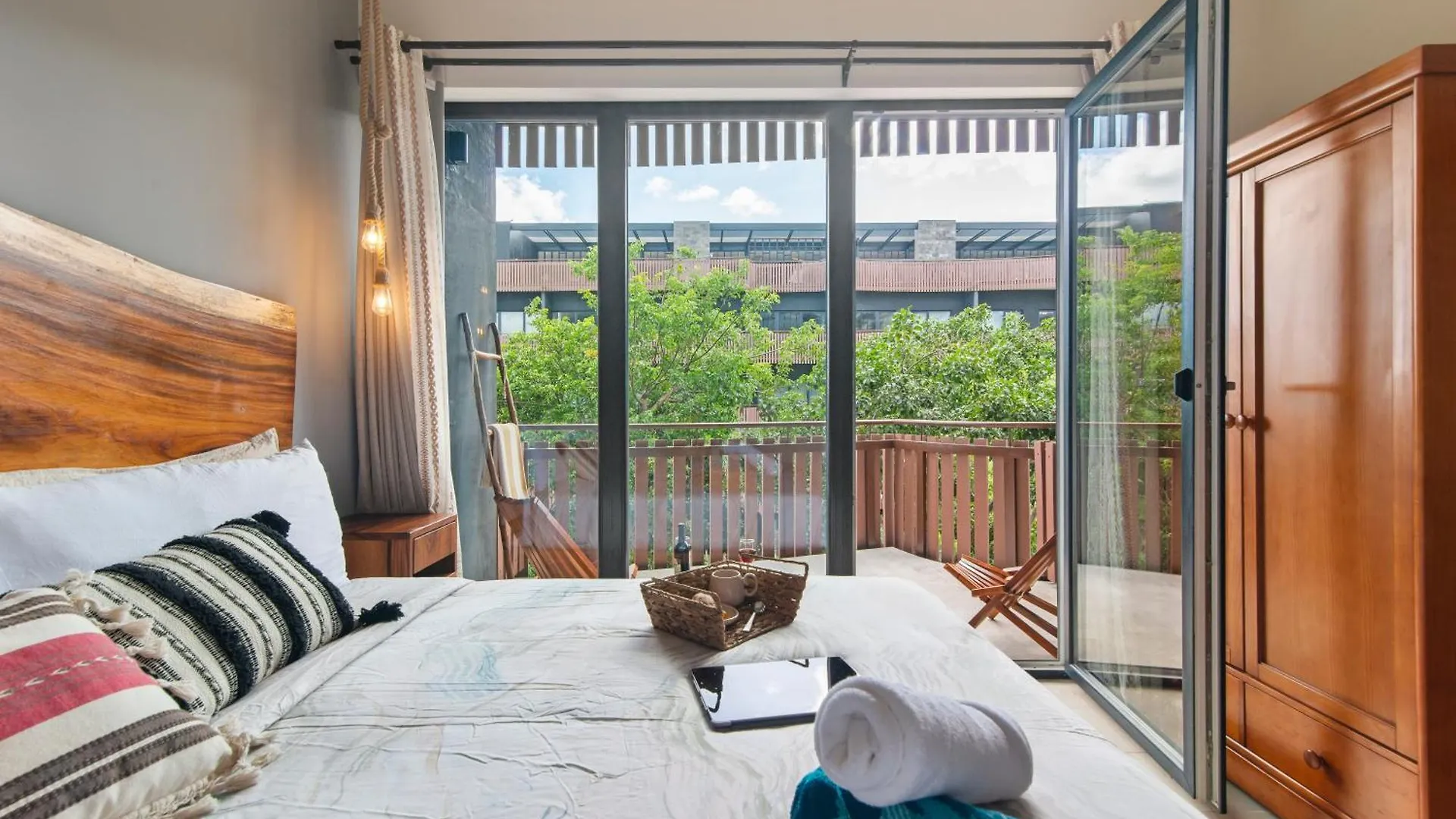1 Bedroom Apartment With Beach Club Included Tulum